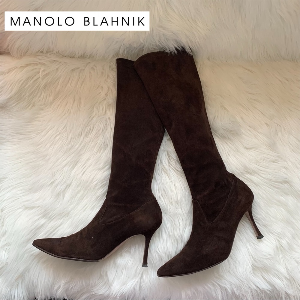 MANOLO BLAHNIK Suede